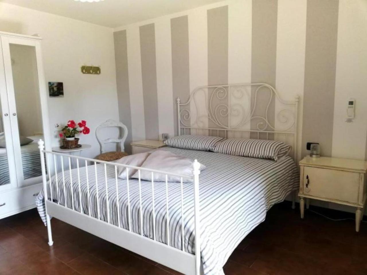 Dolce Lago B&B San Felice del Benaco Buitenkant foto